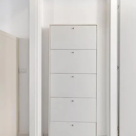 Alessia's Flat - San Bernardino