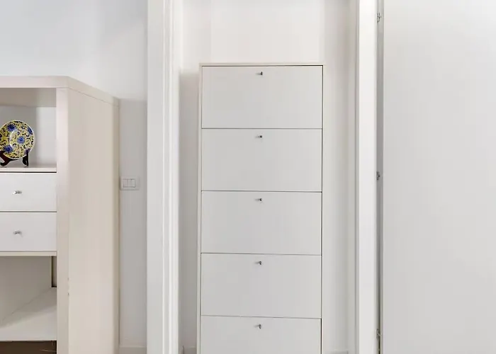 Alessia's Flat - San Bernardino