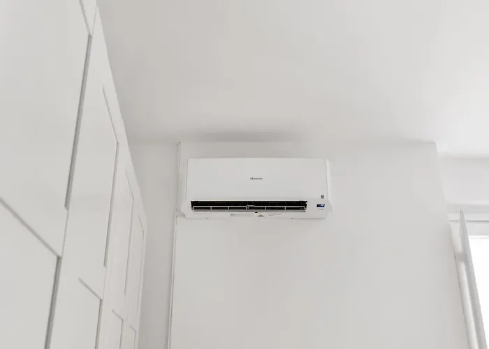 Alessia's Flat - San Bernardino