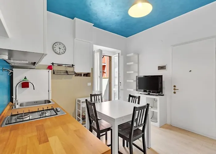 Alessia's Flat - San Bernardino *